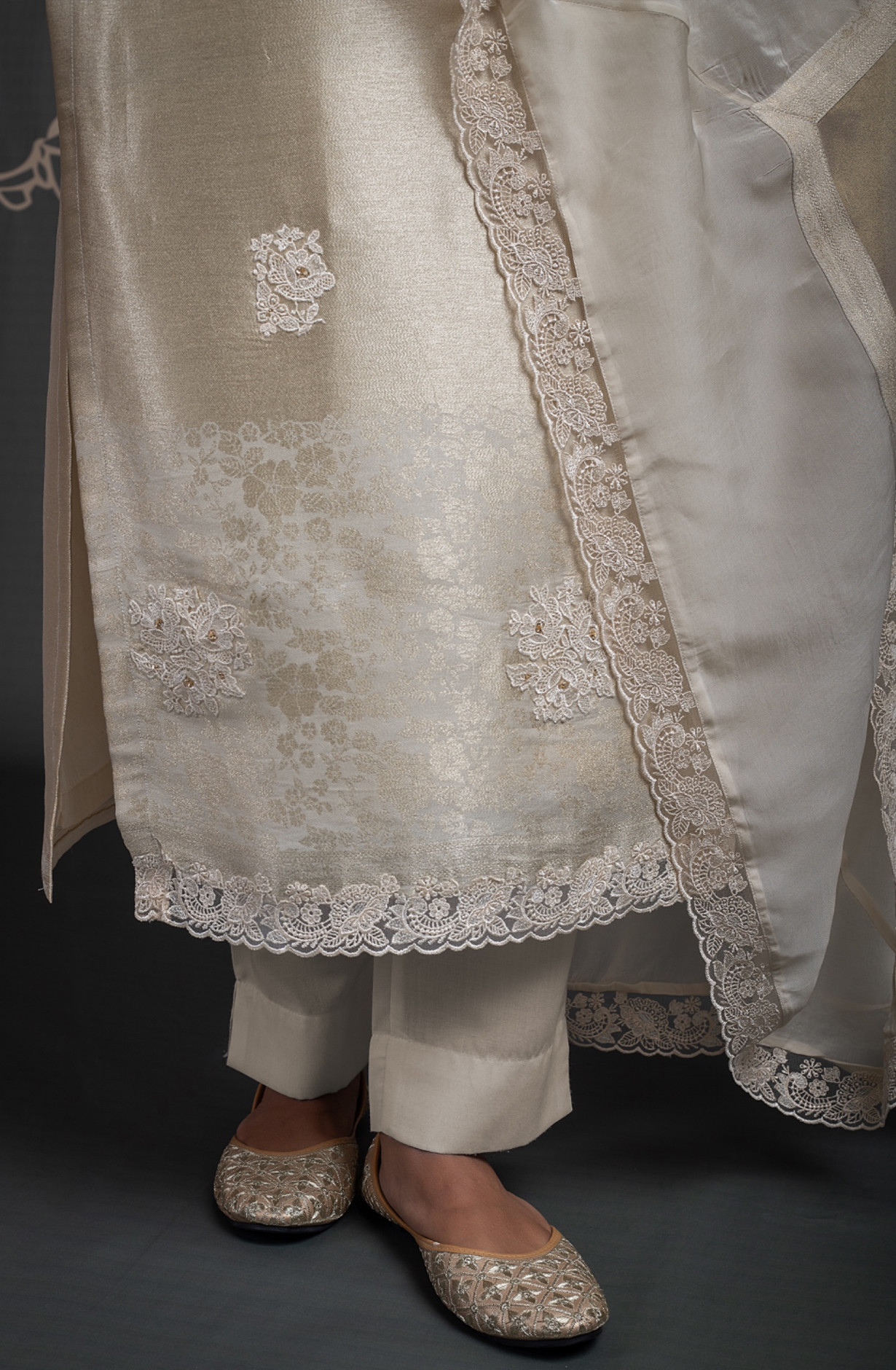 Pure Silk Jacquard Suit Set with Organza and Tissue Dupatta - UME2398