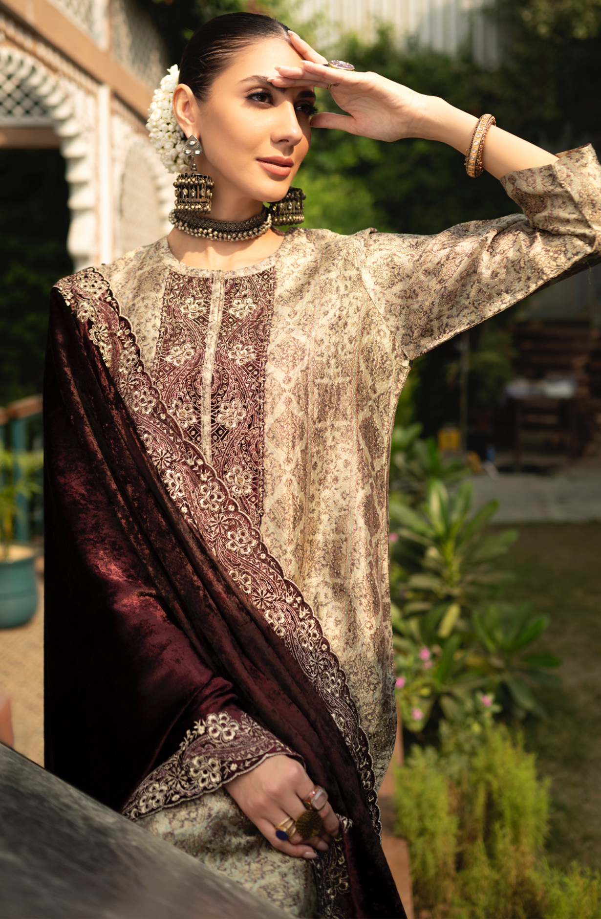 Pure Silk Beautiful Jacquard Digital Printed Suit with Velvet Dupatta- UNJ2311A