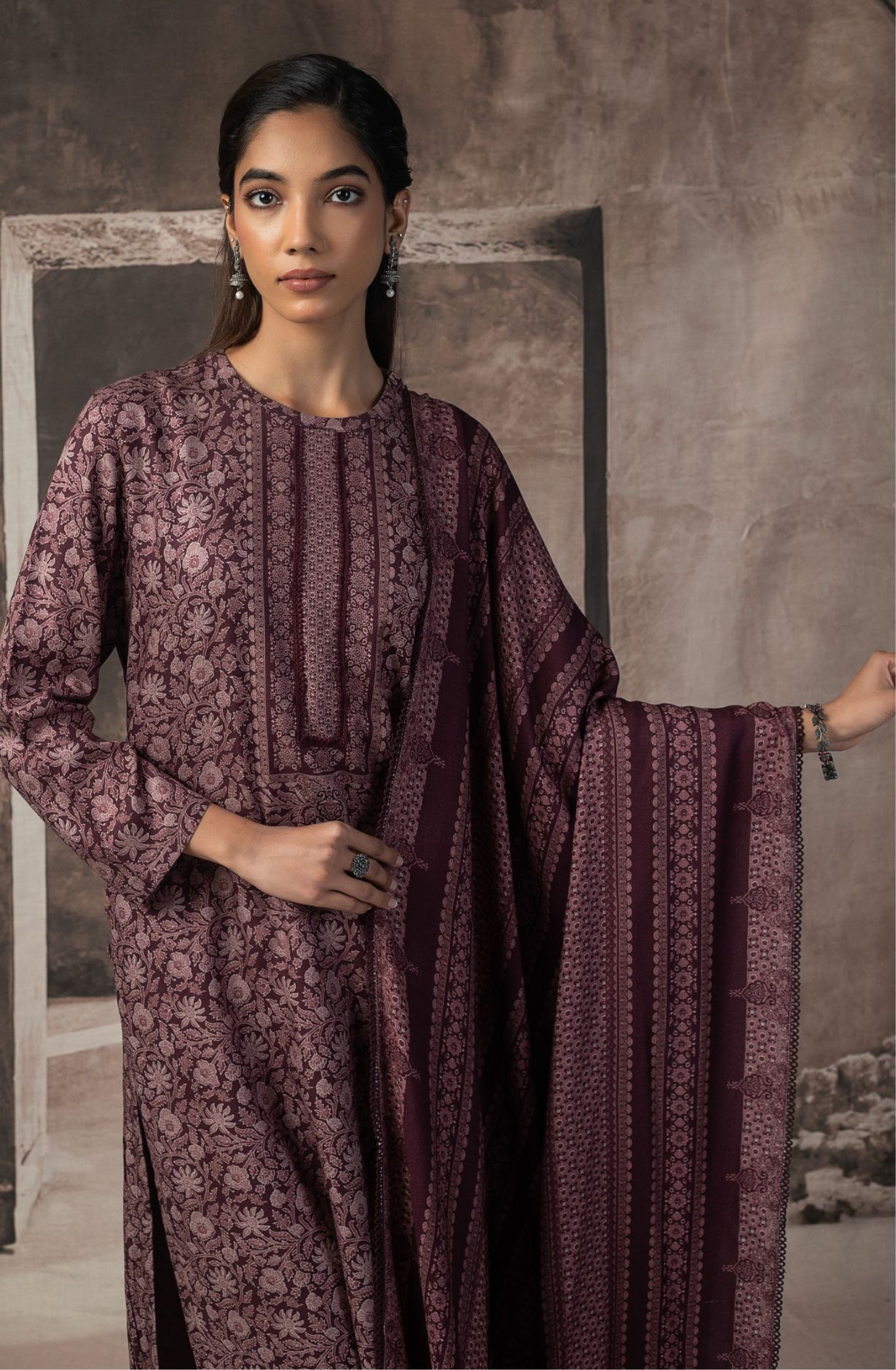 Wine Pashmina Digital Printed Suit with Pashmina Dupatta - GUN2152A