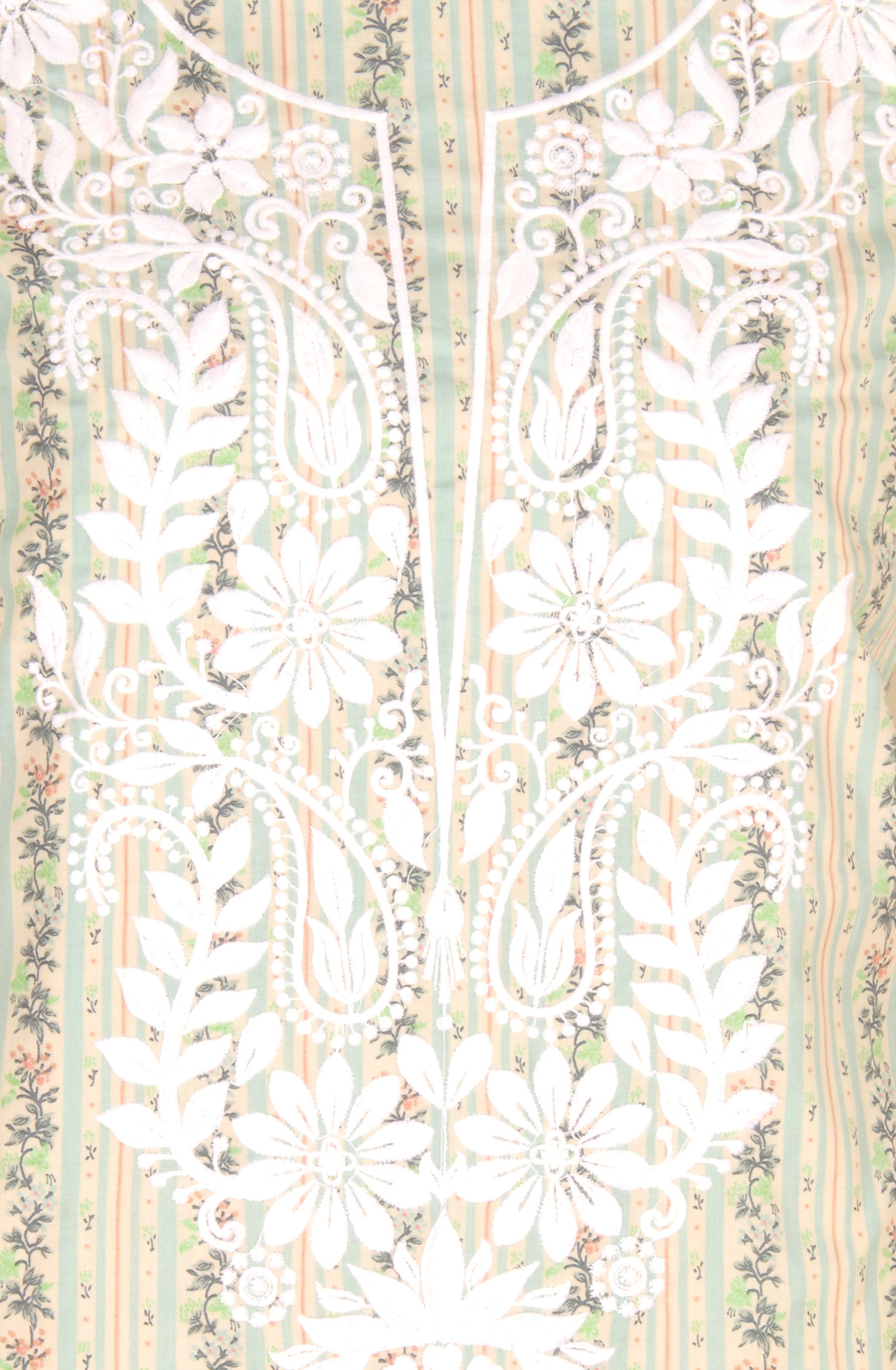 Green Cotton Beautiful Embroidered Suit with Organza Dupatta - USPMUS1001B