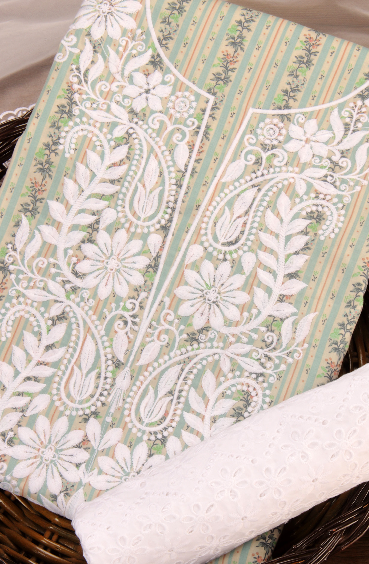 Green Cotton Beautiful Embroidered Suit with Organza Dupatta - USPMUS1001B