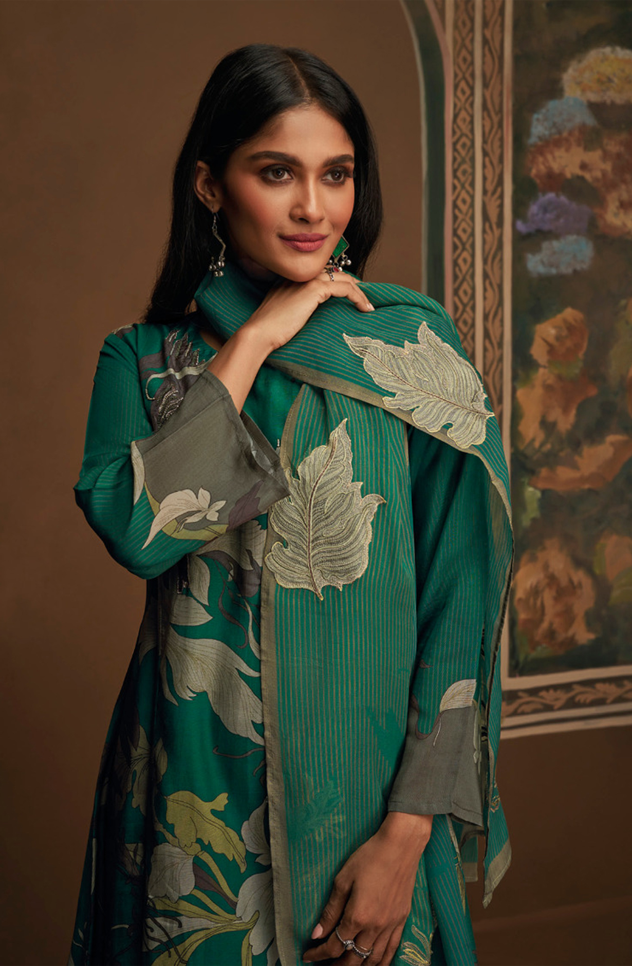 Green Unstitched Pashmina Salwar Suit - VAA2571C