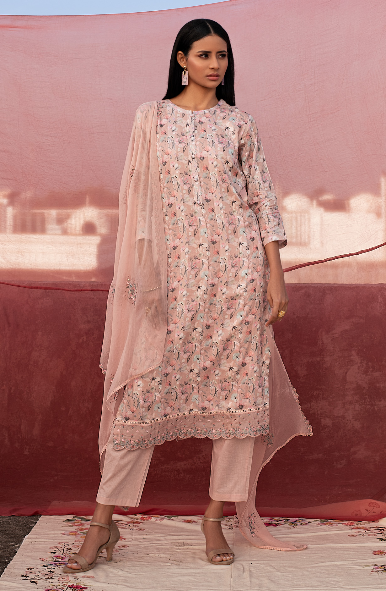 Peach Pure Cotton Beautiful Digital Print Suit-set with Chiffon Dupatta - VER1797B