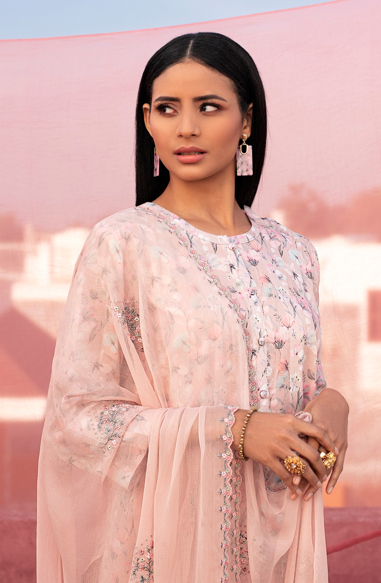 Peach Pure Cotton Beautiful Digital Print Suit-set with Chiffon Dupatta - VER1797B