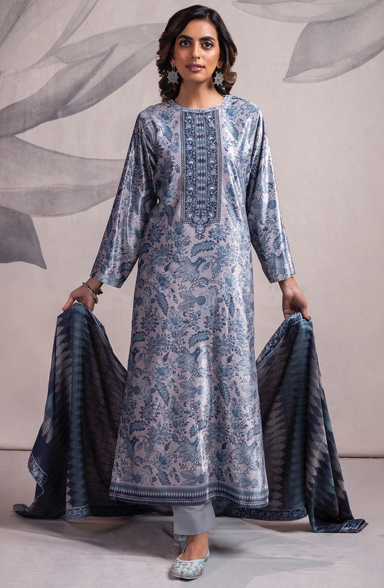 Blue Velvet Beautiful Digital Printed Suit with Pashmina Shawl - VYO2317A