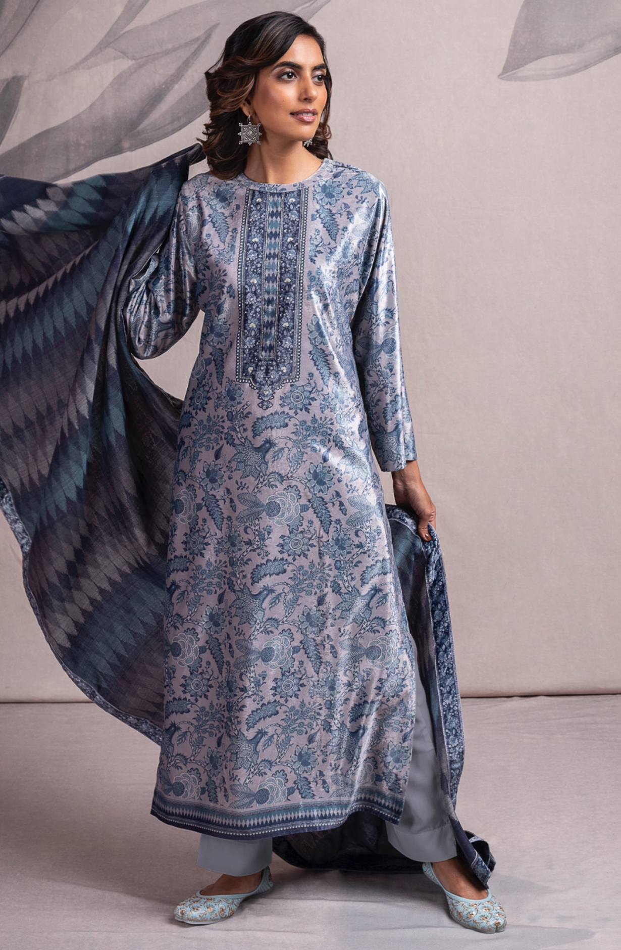 Blue Velvet Beautiful Digital Printed Suit with Pashmina Shawl - VYO2317A