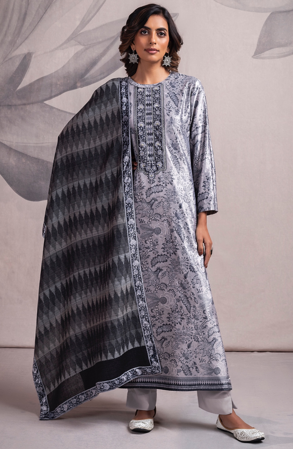 Grey Velvet Beautiful Digital Printed Suit with Pashmina Shawl - VYO2317B