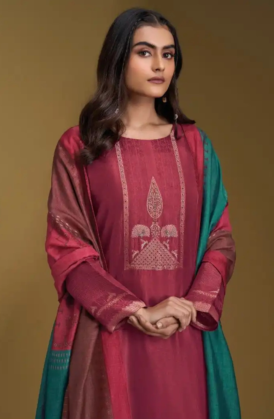 Maroon Russian silk jacquard Suit Set with Dupatta - PAR11071A