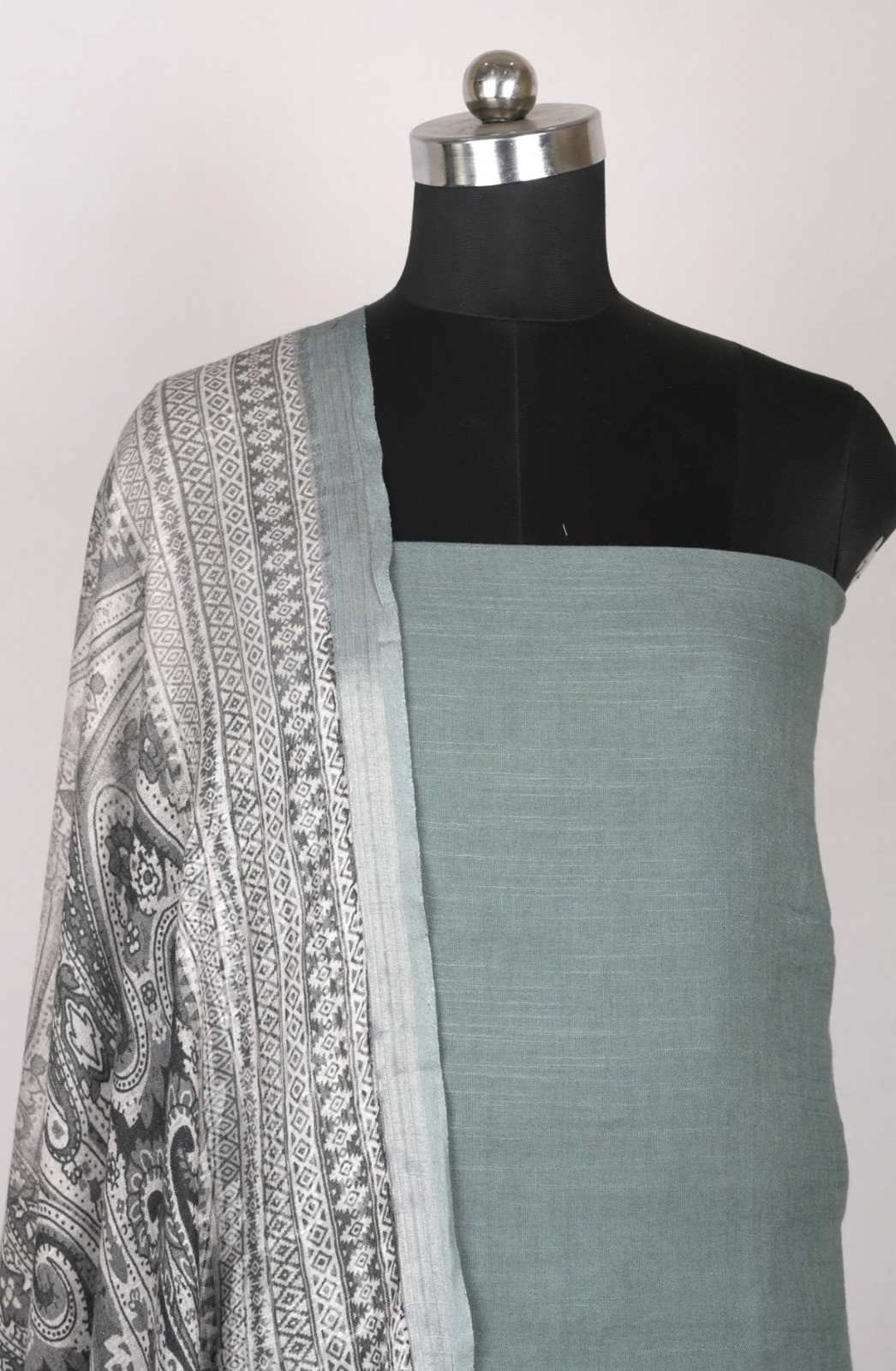 Green Linen Beautiful Suit Set with Dupatta - 996-CTLN1111-5A