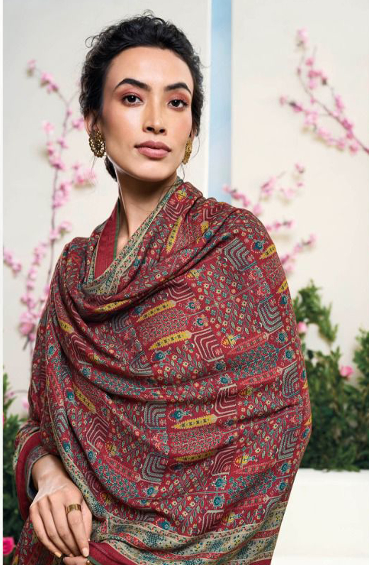 Red Allover Printed Pashmina Suit Set - YASC2119