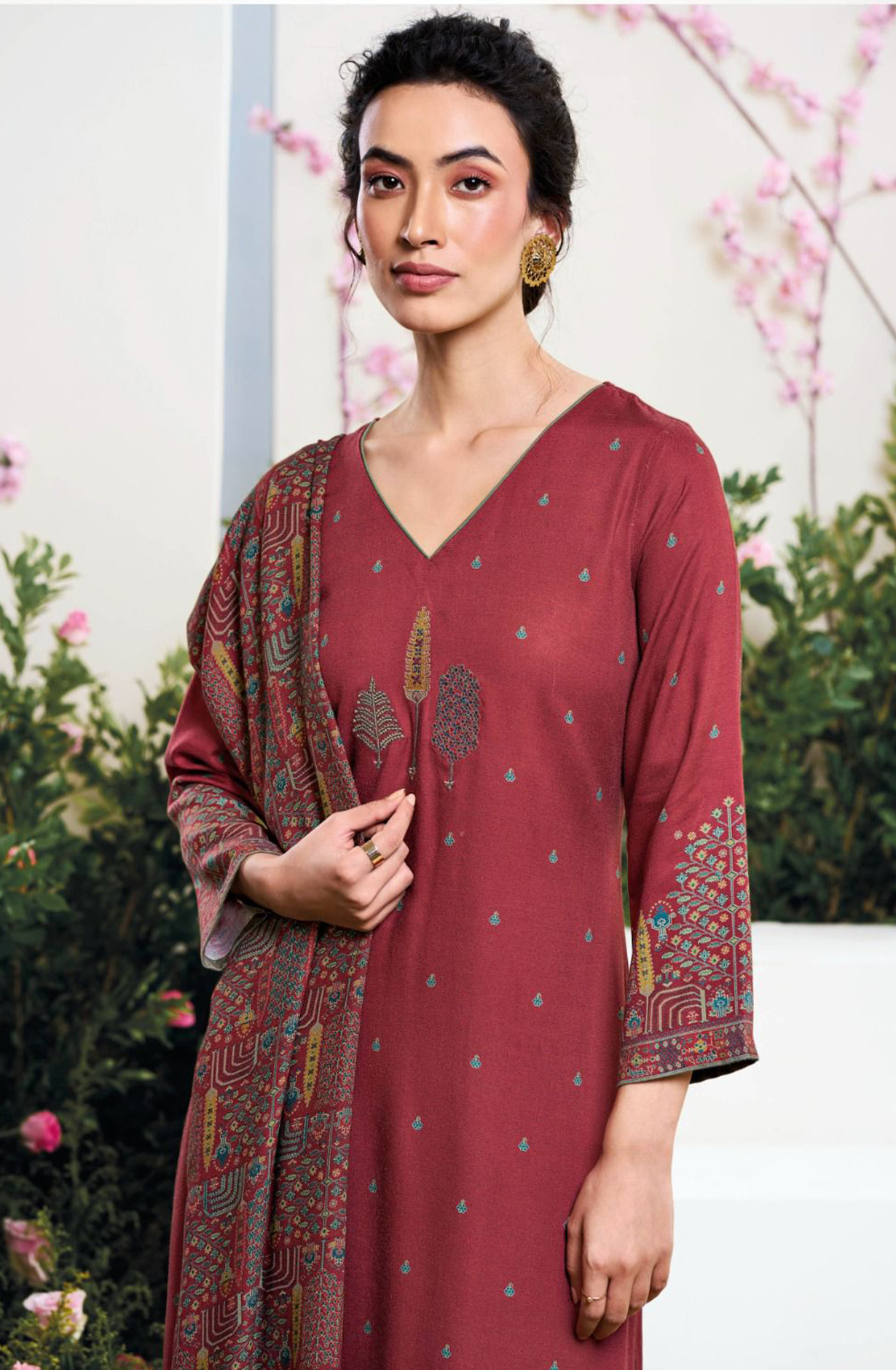 Red Allover Printed Pashmina Suit Set - YASC2119