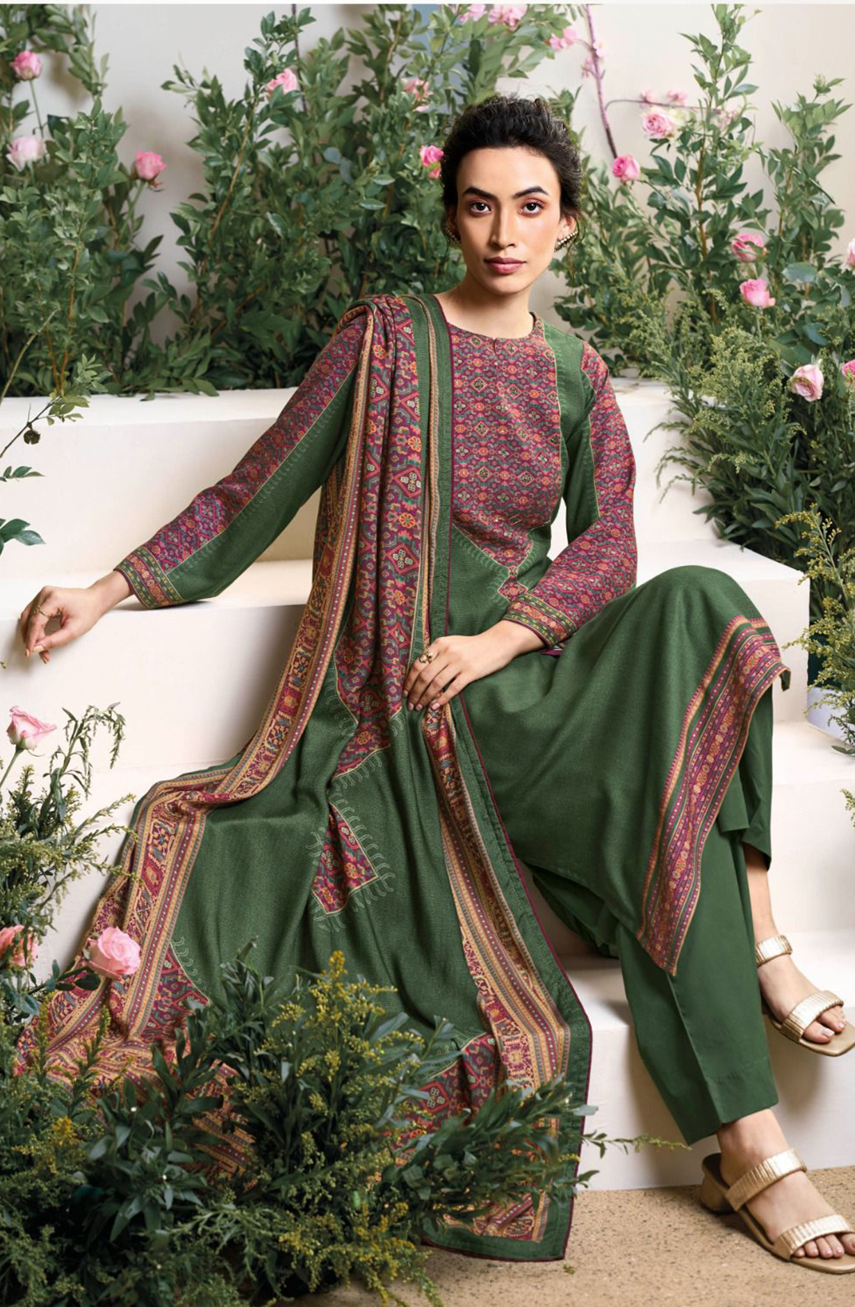 Green Allover Printed Pashmina Suit Set - YASC2120