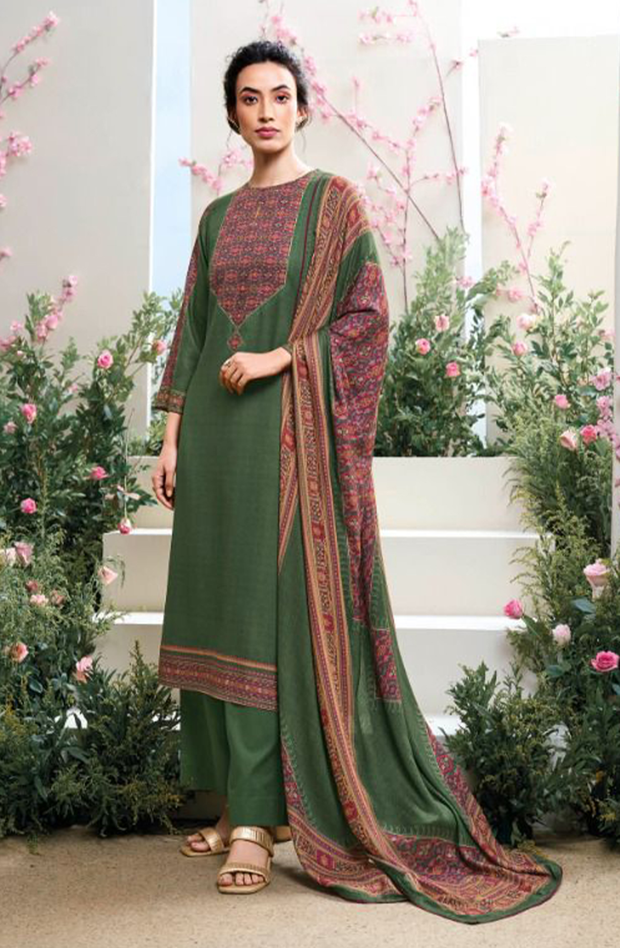 Green Allover Printed Pashmina Suit Set - YASC2120