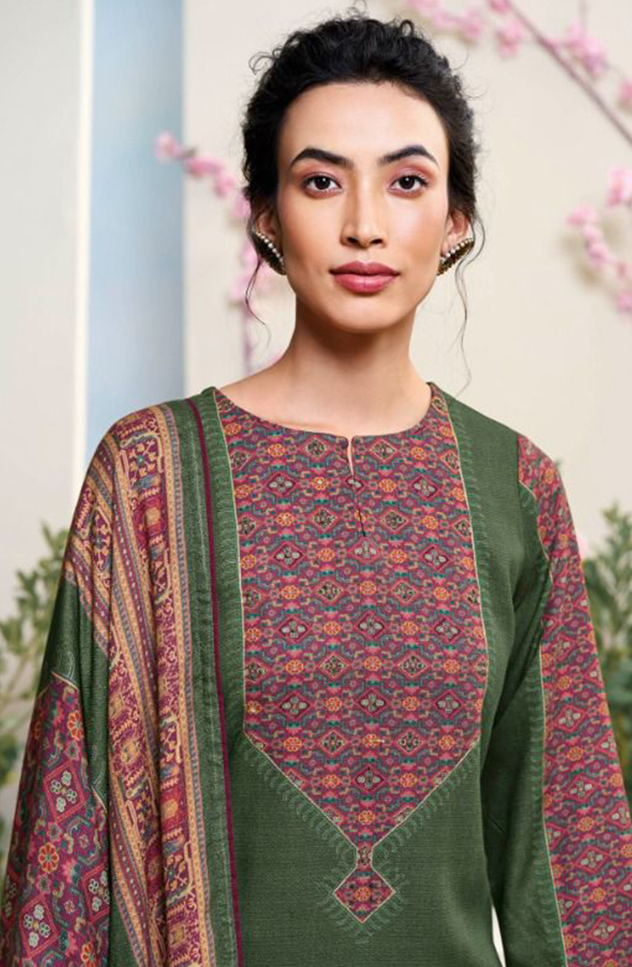 Green Allover Printed Pashmina Suit Set - YASC2120