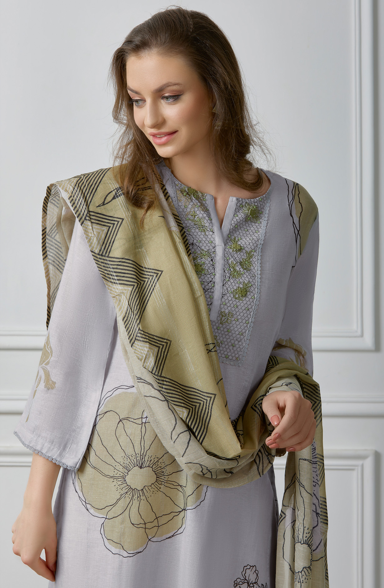 Grey Linen Beautiful Digital Printed Salwar Kameez - ZEH975