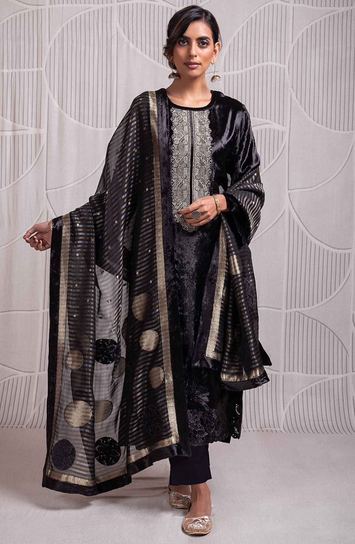 Black Velvet Embroidered and Handwork Suit-Set with Silk Jacquard Patchwork Dupatta - ZUR2327A