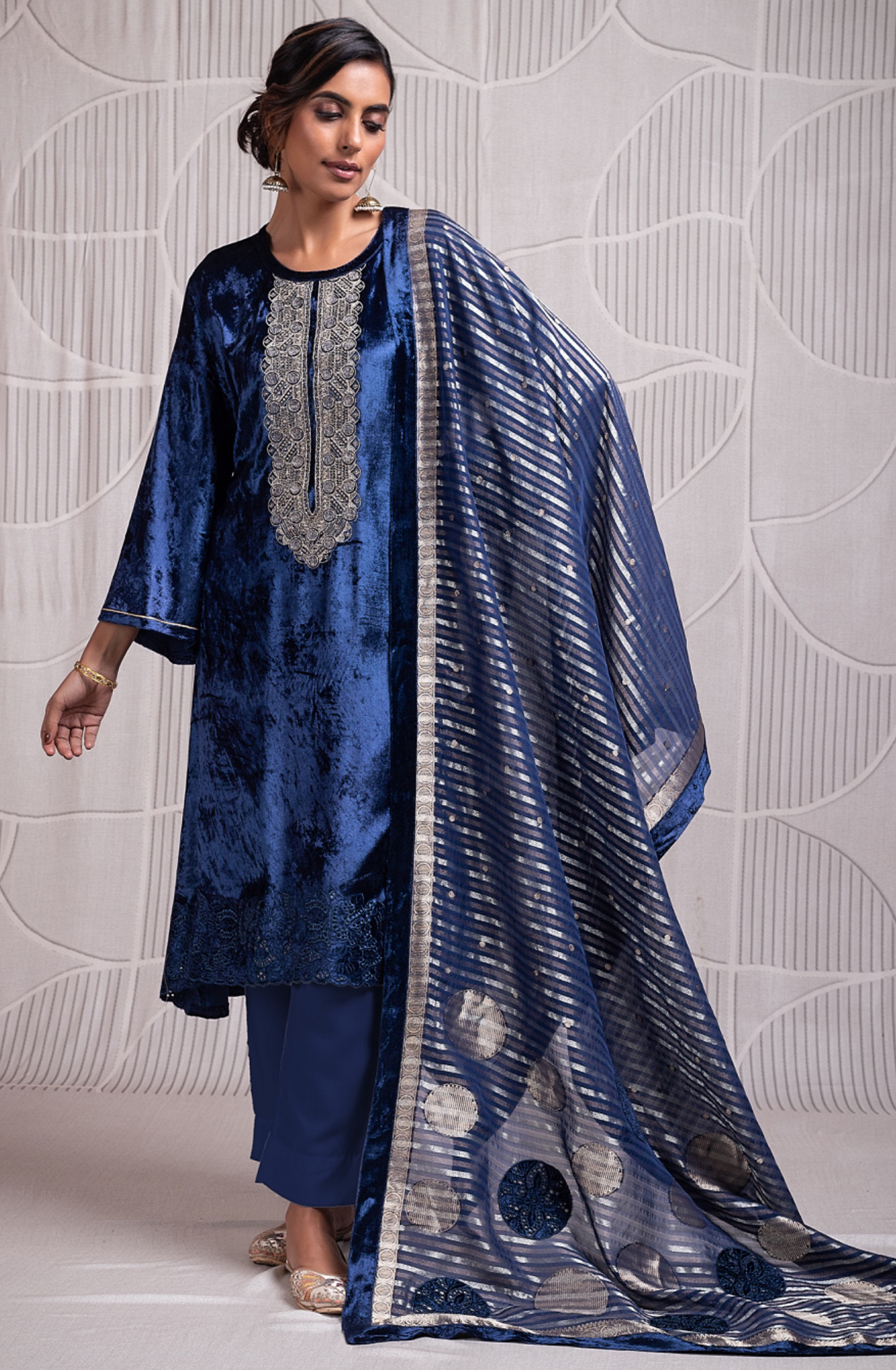 Blue Velvet Embroidered and Handwork Suit-Set with Silk Jacquard Patchwork Dupatta - ZUR2327B