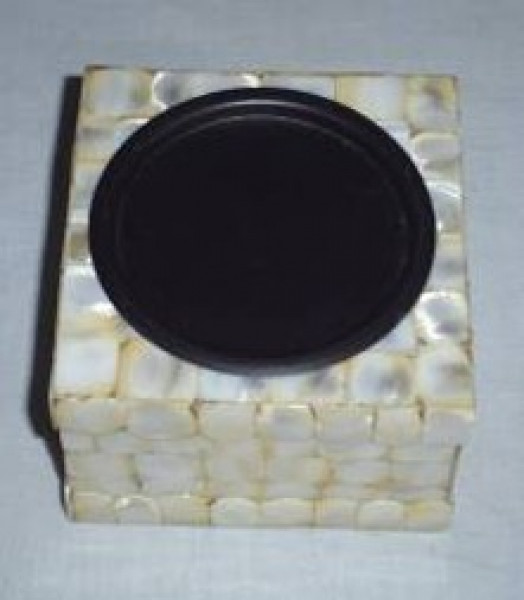 Image of Mother Of Pearl Candle Pillar