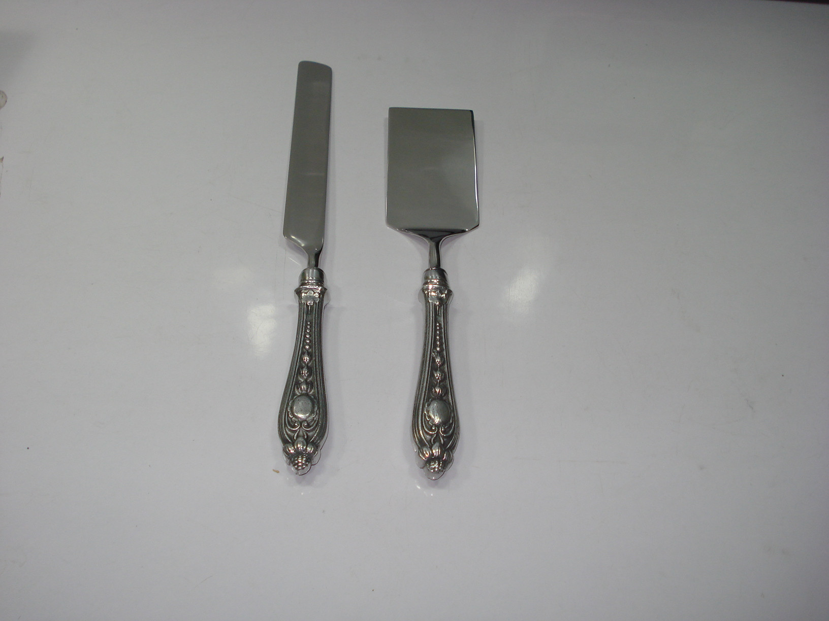 Stainless Steel Cake Carving and Serving Set