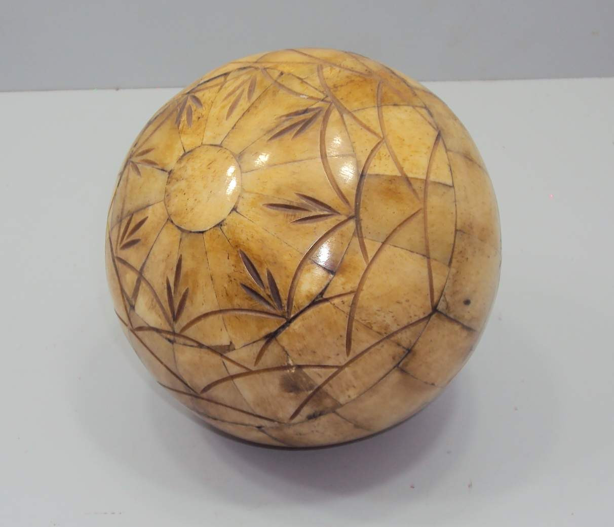Bone-Horn Made Ball