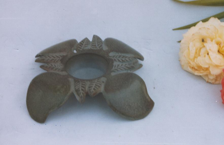Iron T-Lite Holder