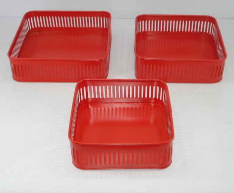 Iron Powder Coated Tray