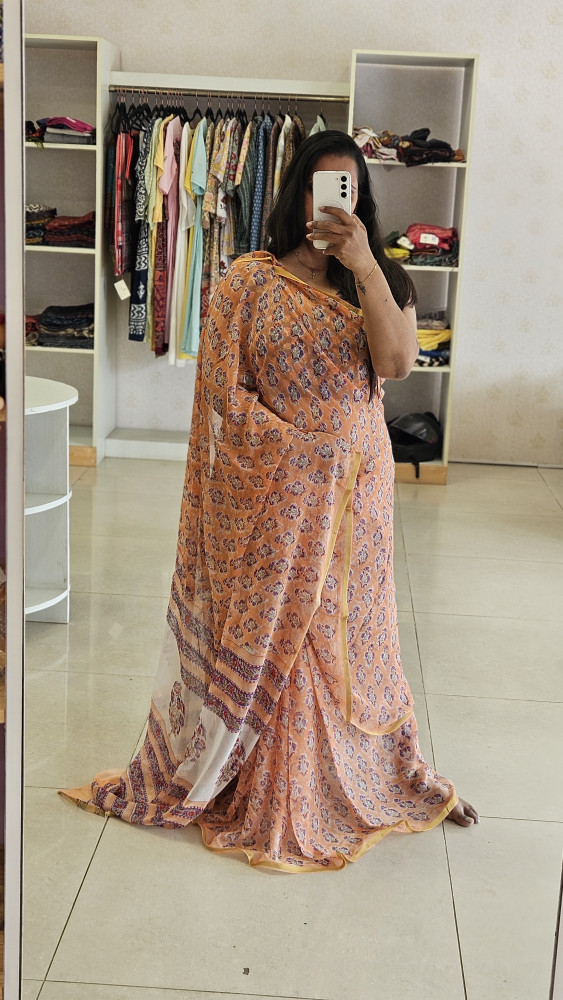 Image of PEACHORANGE HANDBLOCKPRINTED CHIFFON SAREE