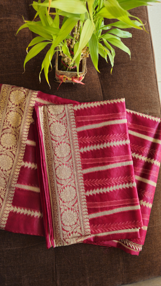 Image of MAROON STRIPES KORA ORGANZA SAREE