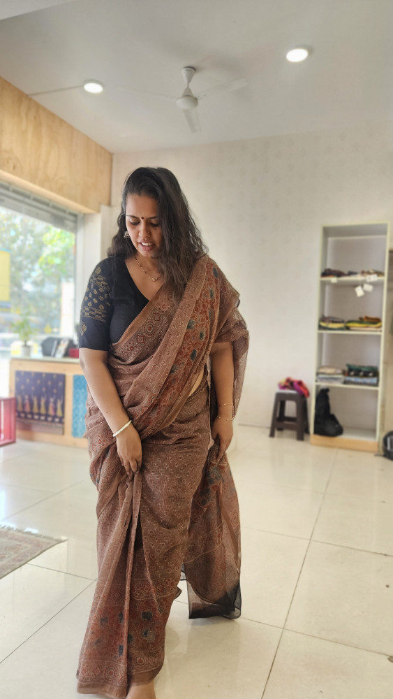 Image of BROWN AJRAKH HANDBLOCKPRINTED COTTON KOTA SAREE