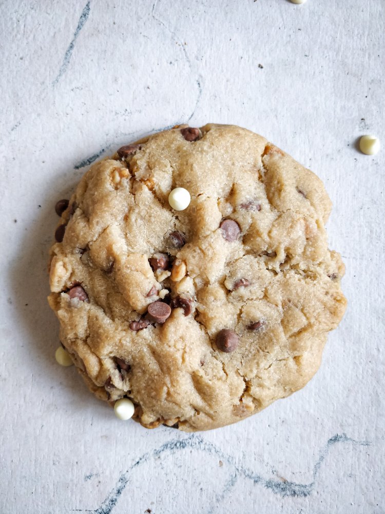 Image of Milky Chocochip Chew Bomb - Big Fat Cookies