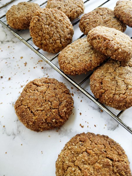 Image of Spiced Oatmeal Dates Cookie