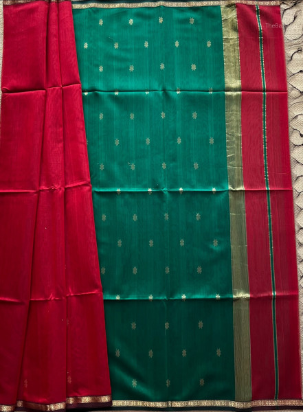 RED | EMERALD GREEN MAHESHWARI SAREE