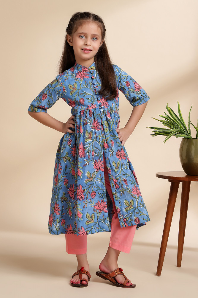 Image of Starling Cape Set (of 2)