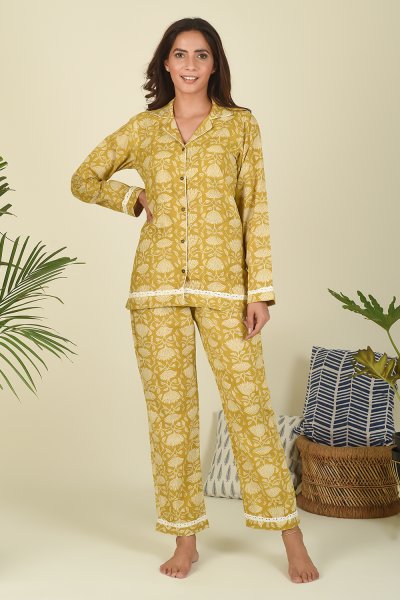 Lara Lapel Set (of 2)