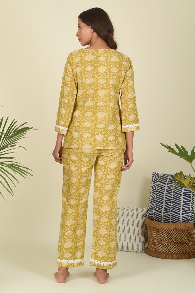 Lara Lapel Set (of 2)