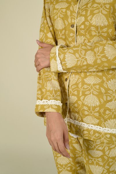 Lara Lapel Set (of 2)