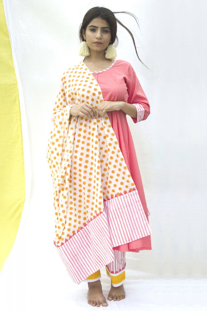 Image of Peach Cotton Dupatta