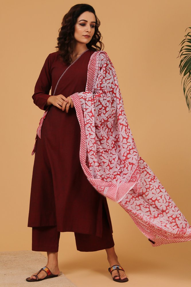 Image of Maroon Floral Dupatta