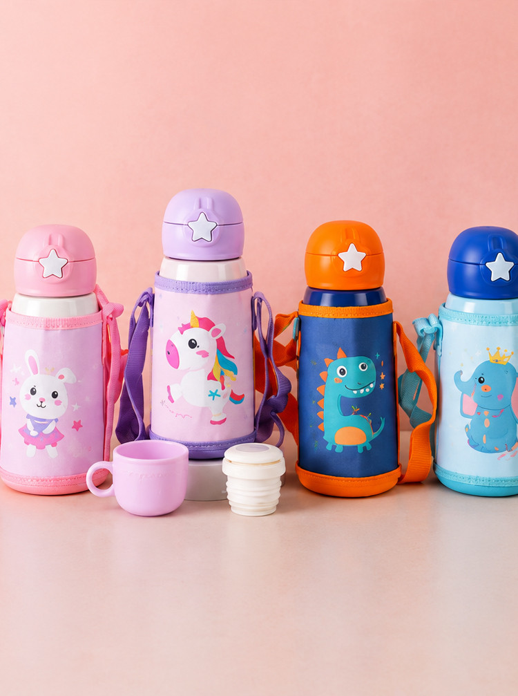 Kids Insulated Water Bottles Customized  Cartoon Range