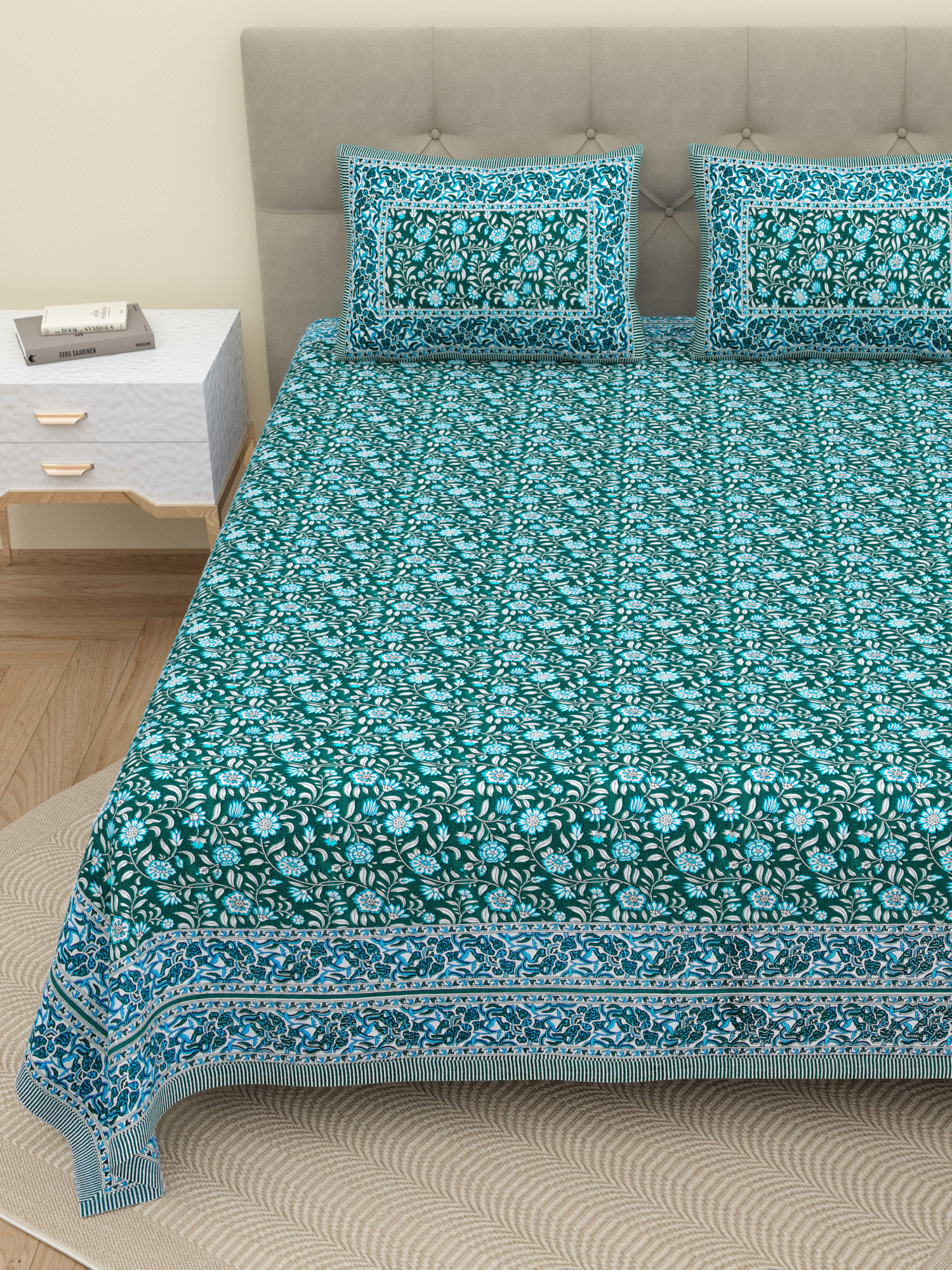 White  Green Floral 210 TC Pure Cotton  Double Bedsheet with 2 Pillow Covers