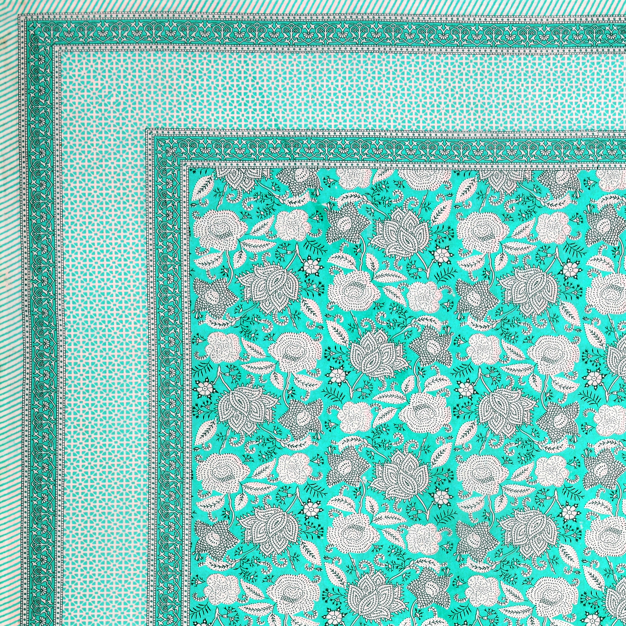 Green White Floral 240 TC Pure Cotton Double Bedsheet with 2 Pillow Covers