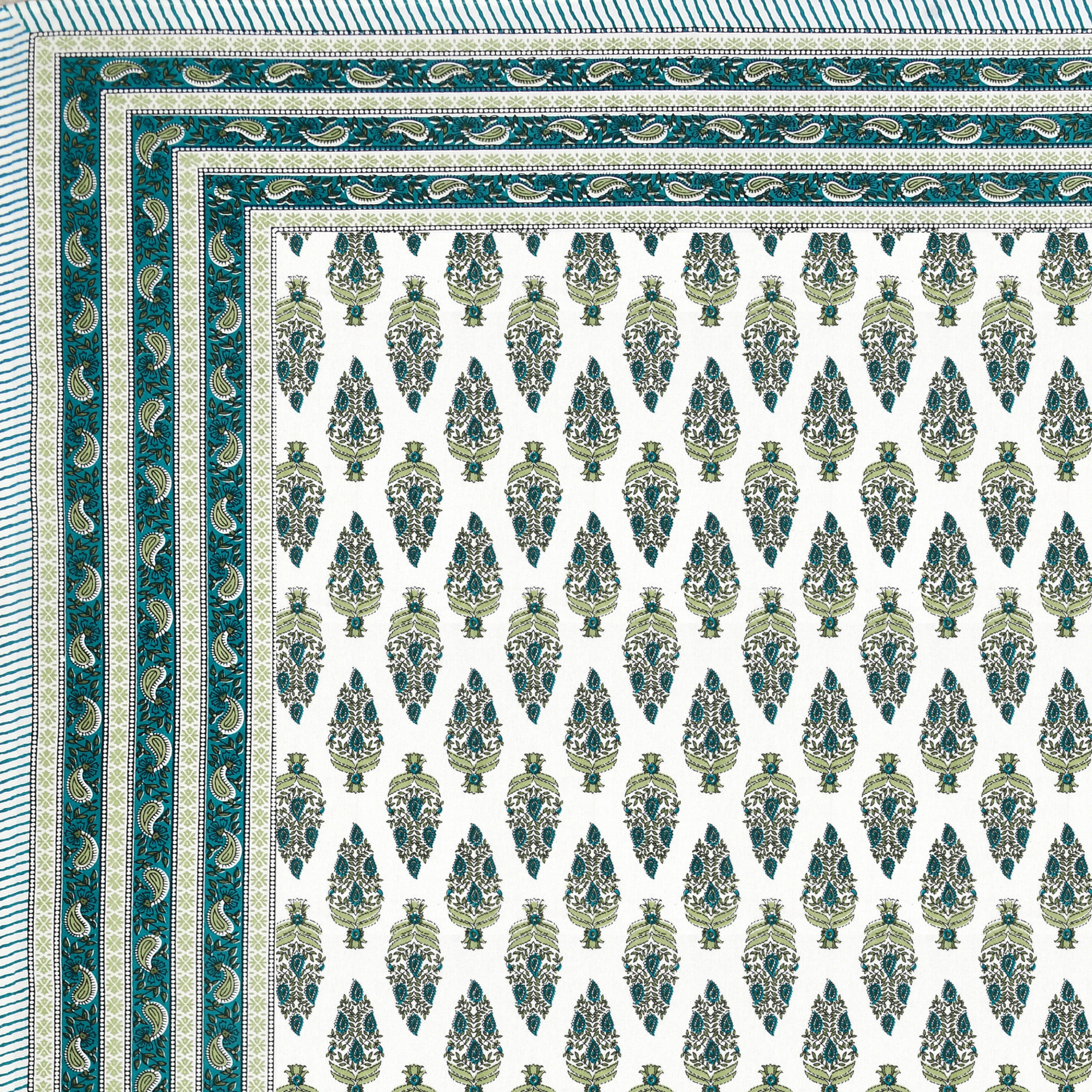 Green White Floral 240 TC Pure Cotton Double Bedsheet with 2 Pillow Covers