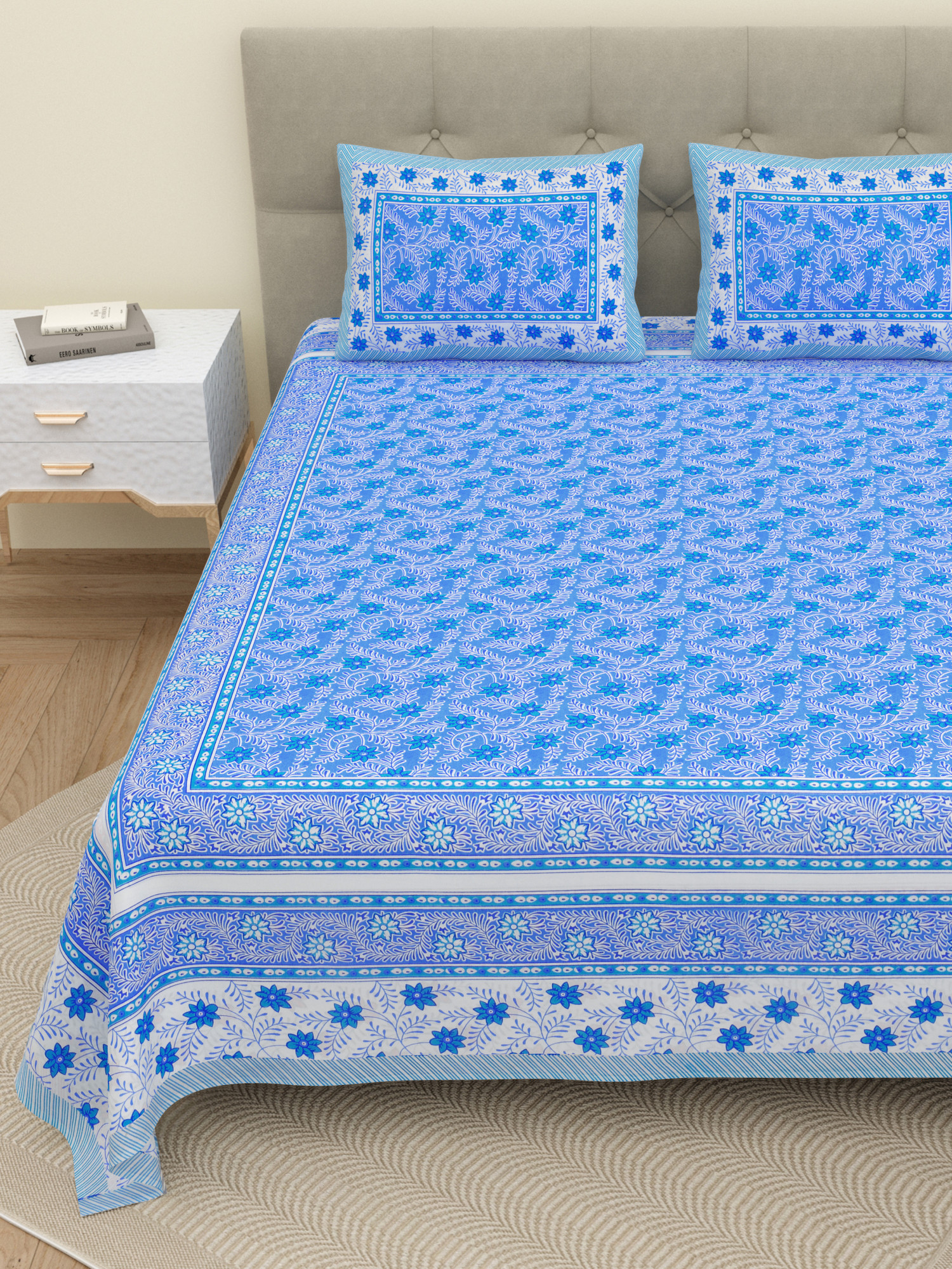 White Blue Floral 210 TC Pure Cotton Double Bedsheet with 2 Pillow Covers