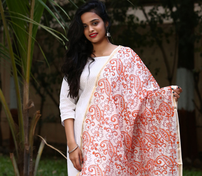 Category Alt Dupattas