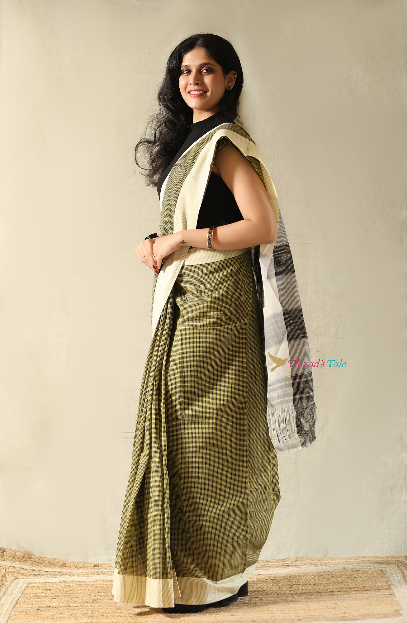Olive Green Handwoven Cotton Checks Saree With Contrast Border