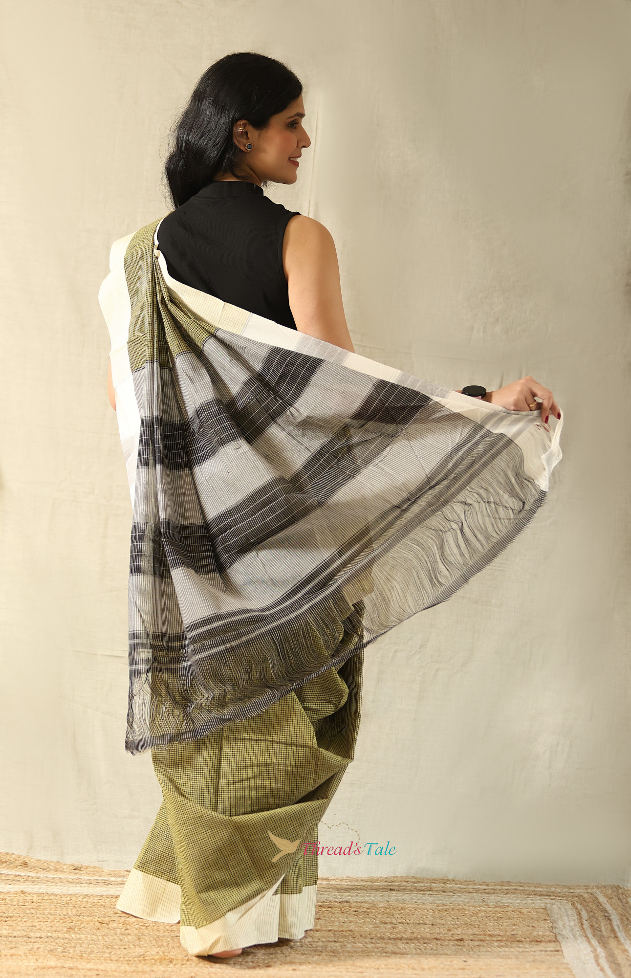 Olive Green Handwoven Cotton Checks Saree With Contrast Border