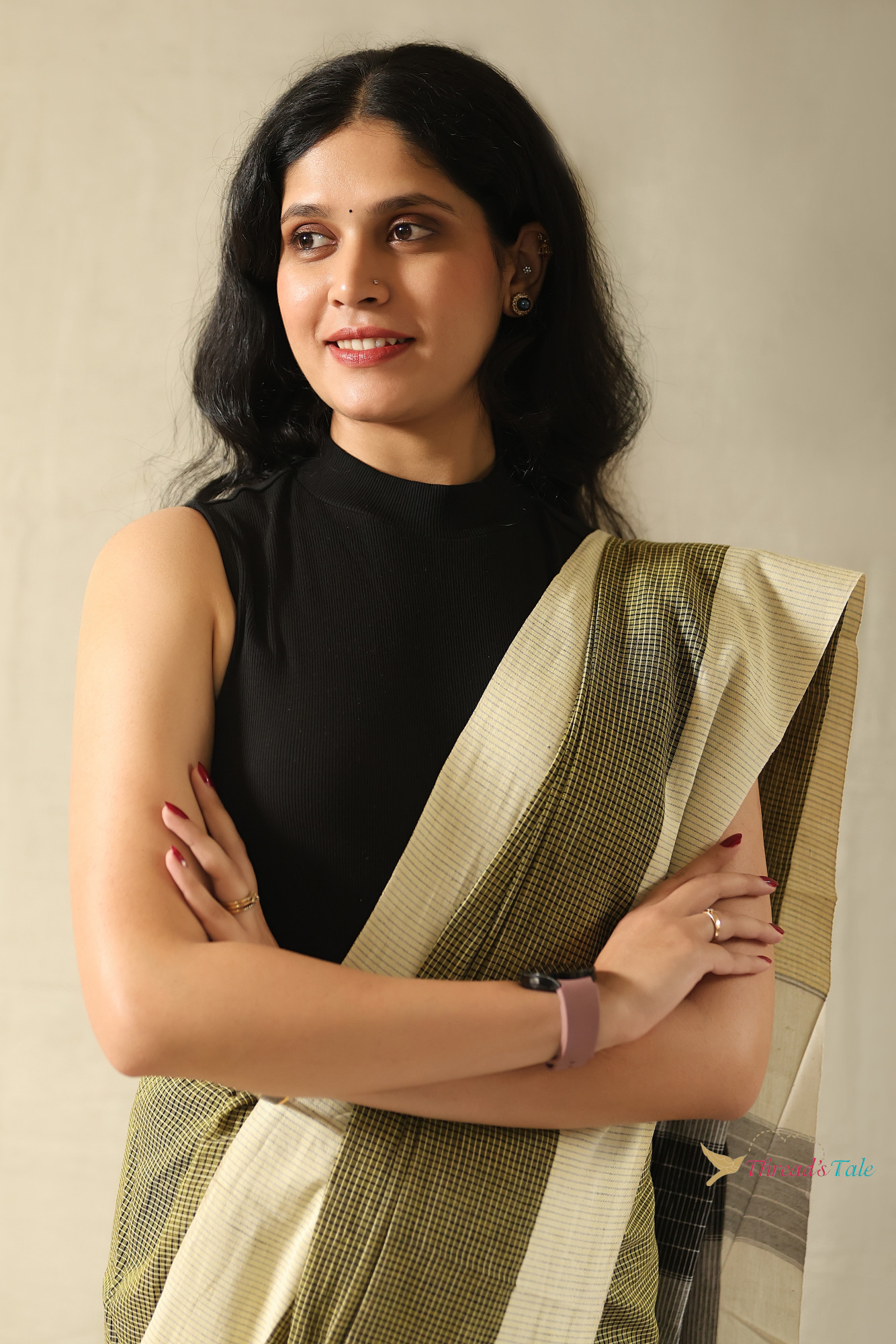 Olive Green Handwoven Cotton Checks Saree With Contrast Border