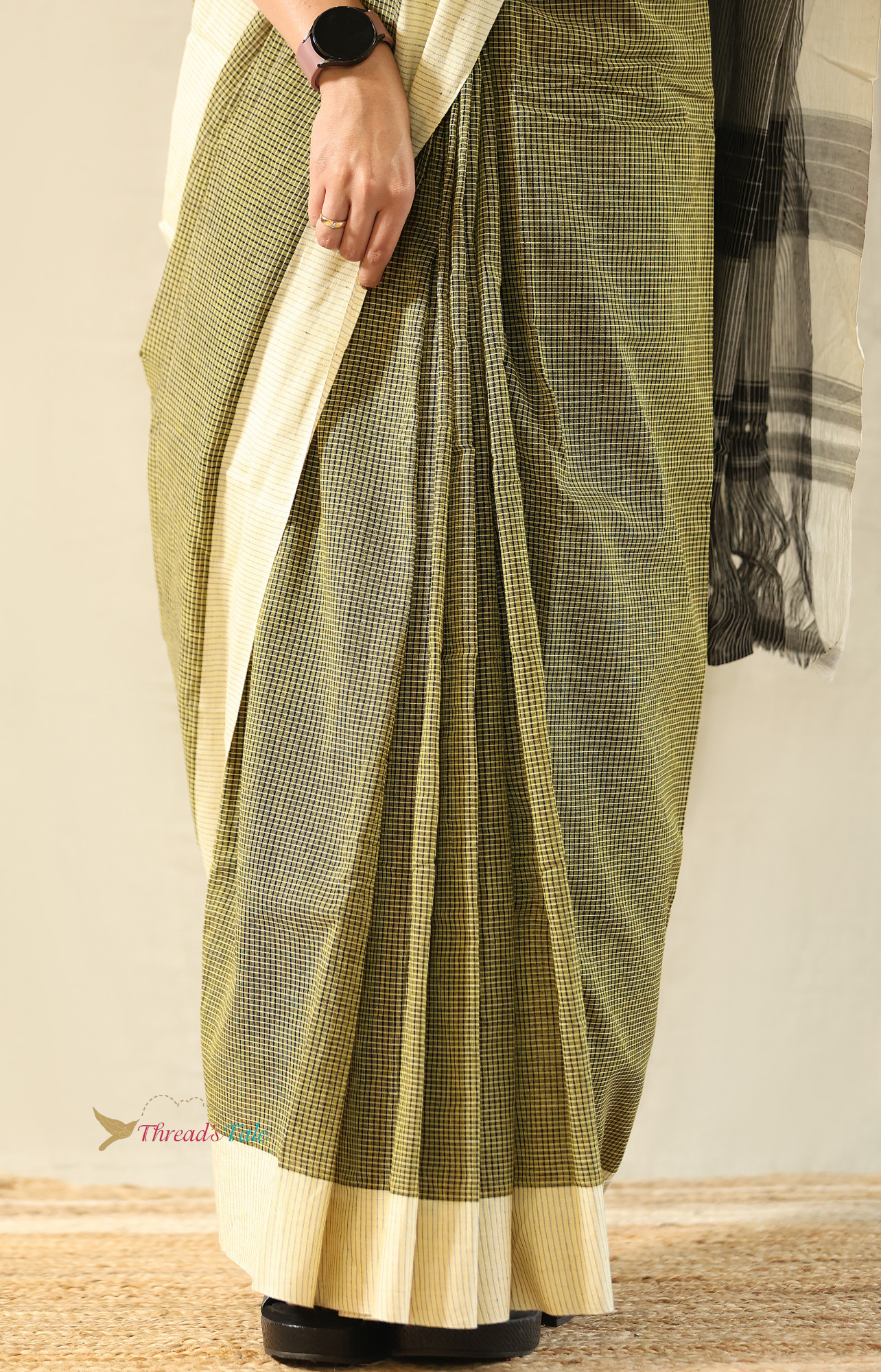 Olive Green Handwoven Cotton Checks Saree With Contrast Border