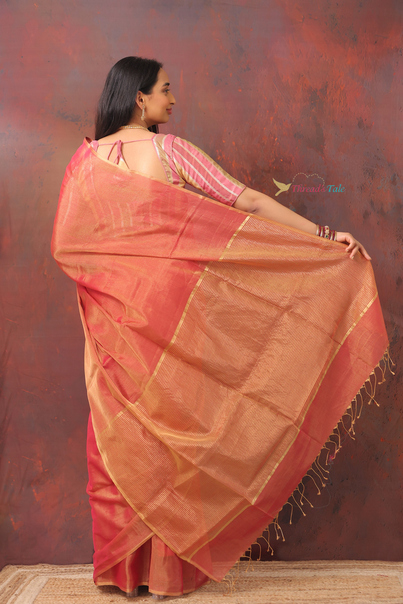 Red Golden Handwoven Maheshwari Saree
