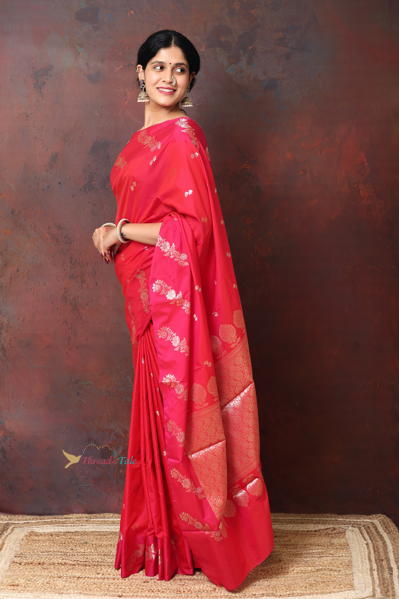 Fresh Red Saree With Zari Motifs